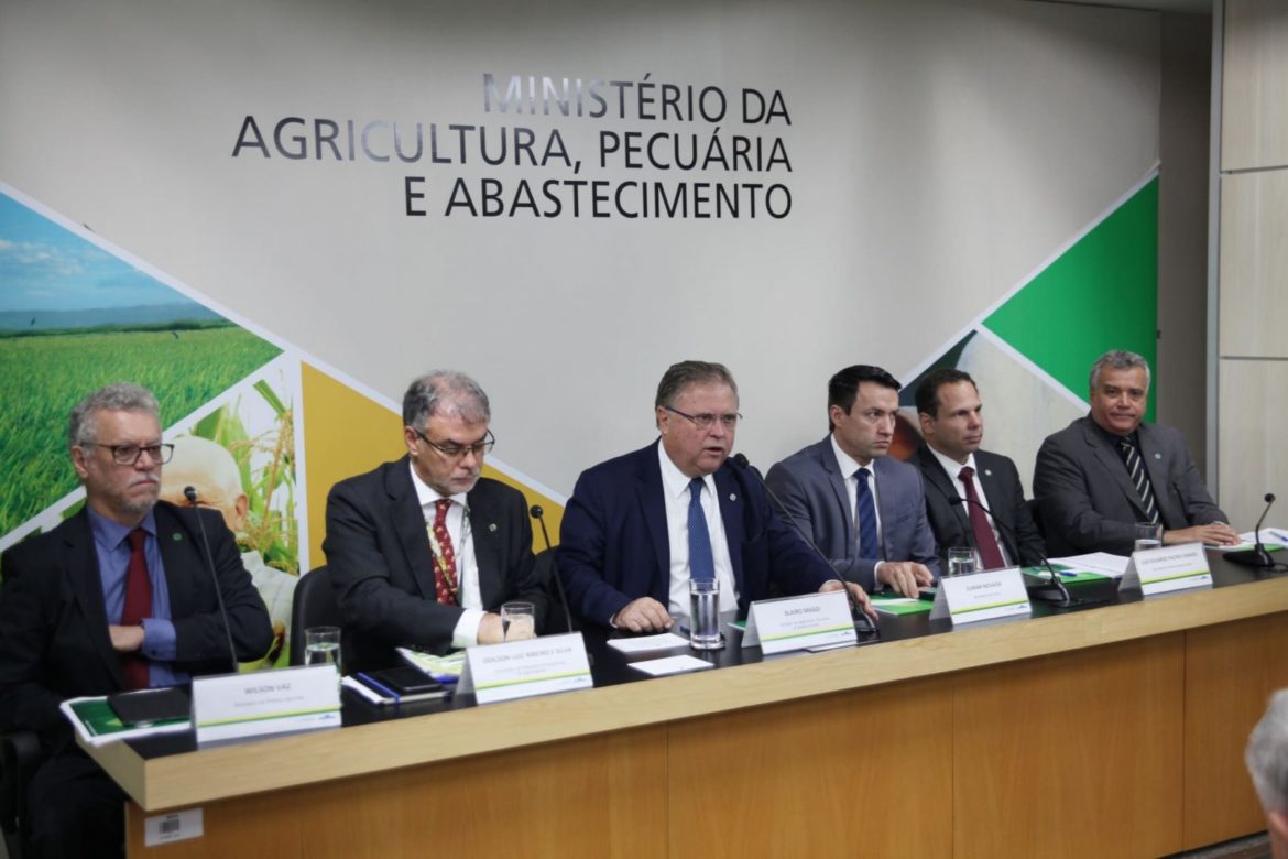 Brasil: MAPA anuncia prohibición de antibióticos promotores de crecimiento